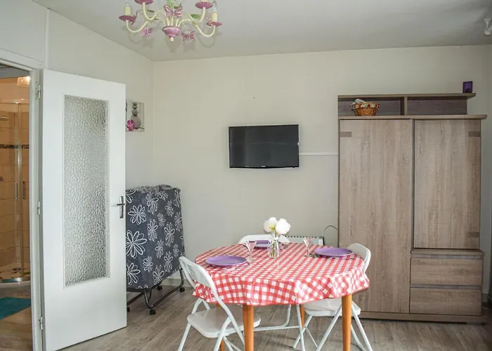 Gorgeous Apartment In Saint Cast Le Guildo
